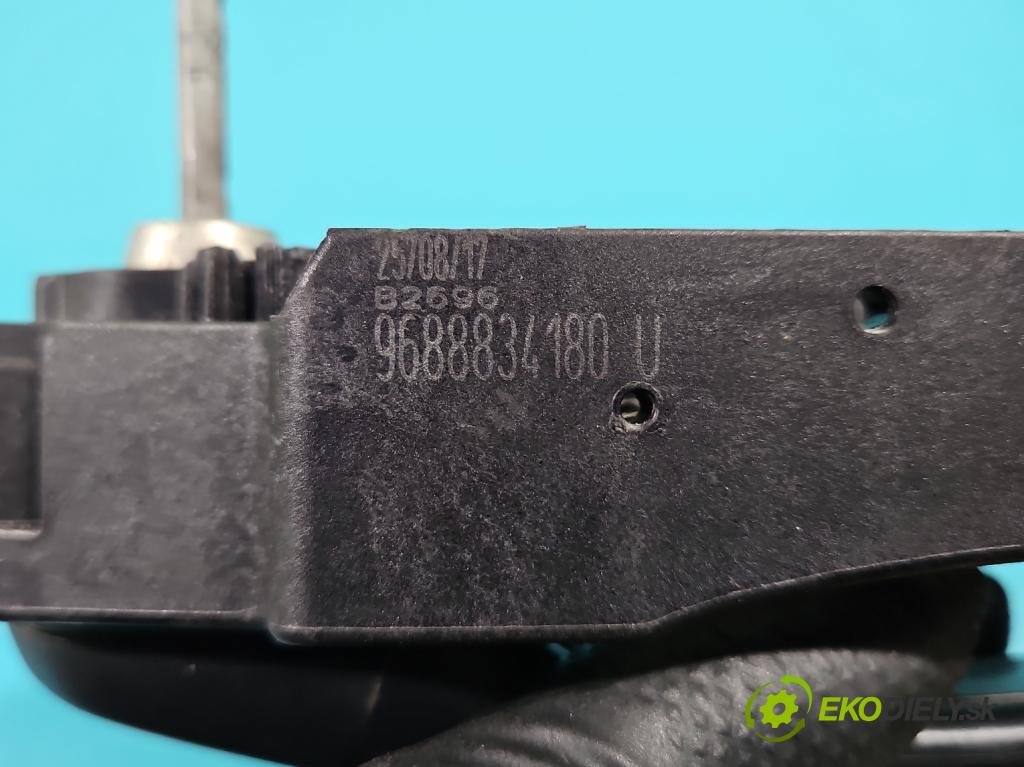 Toyota Proace II 2016- 2.0 D4D 122 HP manual 90 kW 1997 cm3 5- rukoväť predné ľavé mimo: 9688834180U (Vonkajšie predné ľavé)