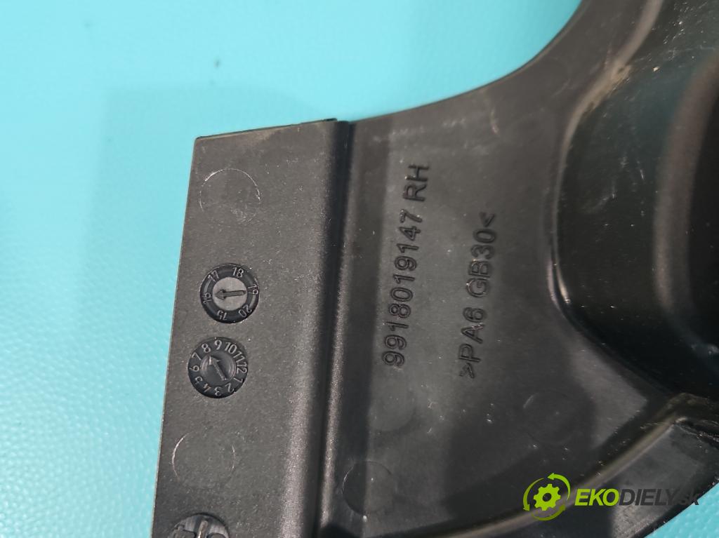 Volvo V90 2016- 2.0 D5 235 HP automatic 173 kW 1969 cm3 5- roleta 8962007114-00 (Rolety kufra)