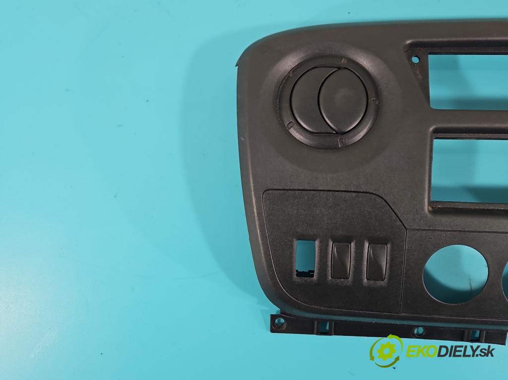 Renault Master III 2010-2019 2.3 dci 145 HP manual 107 kW 2299 cm3 5- Mřížka: kúrenia stredová 682600025R (Mriežky kúrenia (fukáre))