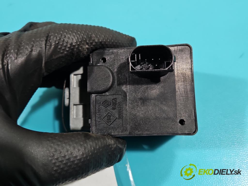 Renault Scenic II 2003-2009 1.5 dci 101 HP manual 74 kW 1461 cm3 5- Blokáda: řízení: 8200033233 (Ostatné)