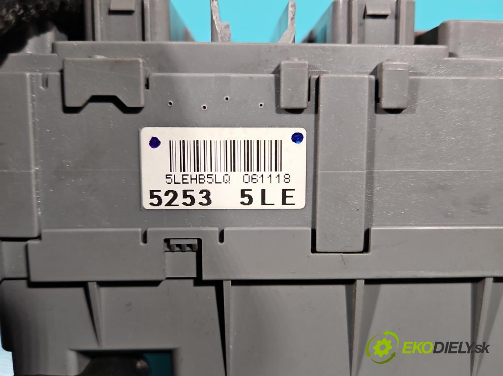 Honda Civic VIII 2006-2011 1.8 16V 140 HP manual 103 kW 1799 cm3 4- riadiaca jednotka motora 37820-RNA-E11