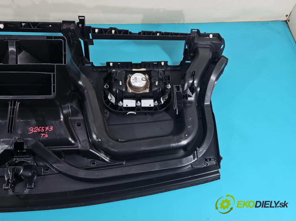 Toyota Proace II 2016- 2.0 D4D 122 HP manual 90 kW 1997 cm3 5- kokpit,pristrojová doska rozdeľovacia