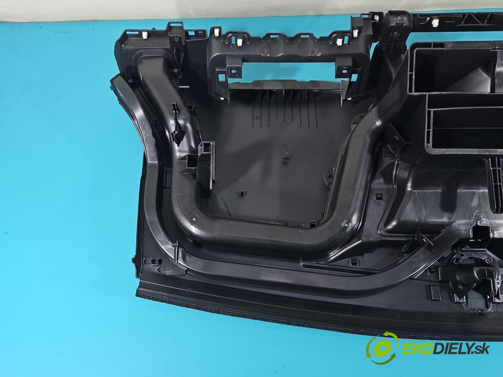 Toyota Proace II 2016- 2.0 D4D 122 HP manual 90 kW 1997 cm3 5- kokpit,pristrojová doska rozdeľovacia