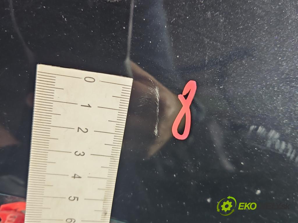 Porsche Cayenne II 2010-2017 4.8 V8 Turbo 500KM automatic 368 kW 4806 cm3 5- blatnik přední levý  (Predné ľavé)