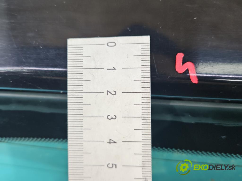 Citroen C2 1.4 hdi 68 hp manual 50 kW 1398 cm3 3- zadní kufrové dveře  (Zadní kapoty)