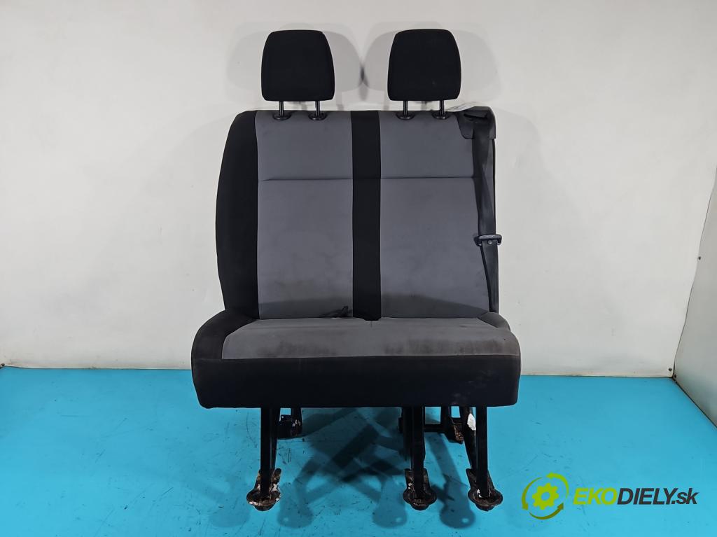 Toyota Proace II 2016- 2.0 D4D 122 HP manual 90 kW 1997 cm3 5- Sedačka pravý  (Sedačky, sedadlá)