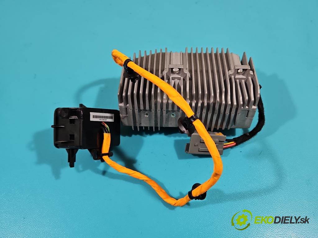 Volvo V90 2016- 2.0 D5 235 hp automatic 173 kW 1969 cm3 5- měnič aktuální: 31443822