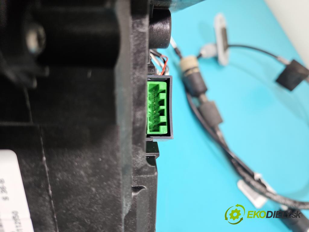 Volvo V90 2016- 2.0 D5 235 HP automatic 173 kW 1969 cm3 5- Páka: Změny: stupeň,rýchlosť 31437769 (Rýchlostná páka (kulisa))