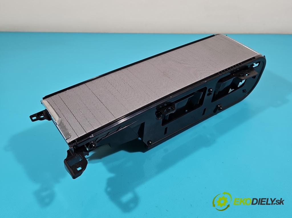 Volvo V90 2016- 2.0 D5 235 HP automatic 173 kW 1969 cm3 5- Rukojeť: na nápoje: 31377368 (Úchyty, držiaky na nápoje)