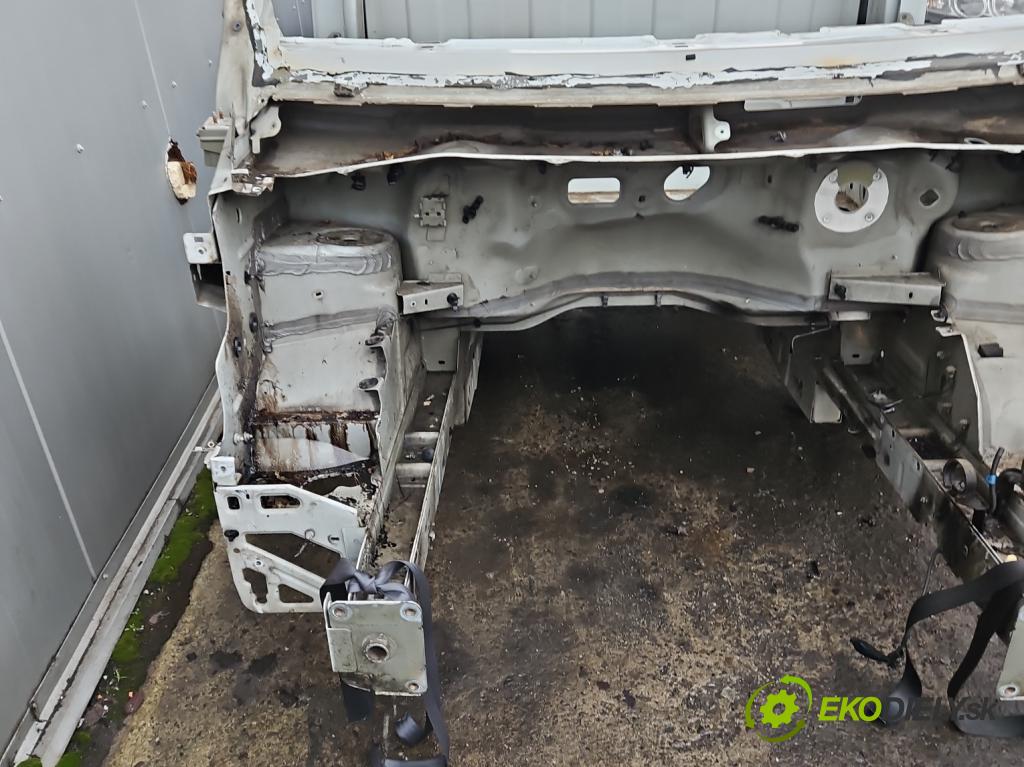 Renault Master III 2010-2019 2.3 dci (M9TG699) 145 hp manual 107 kW 2299 cm3 5- Budova