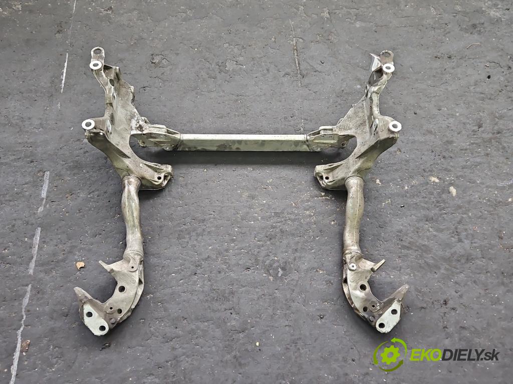 Audi Q5 2008-2016 2.0 TFSI 211KM manual 155 kW 1984 cm3 5- výstuha motora 