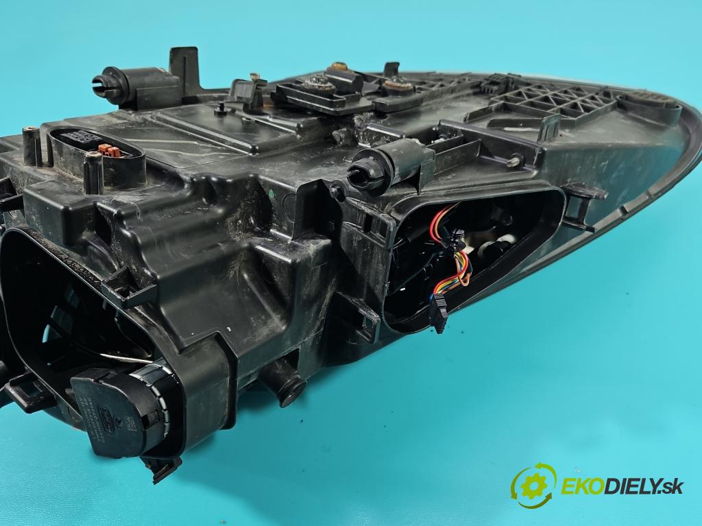 Porsche Cayenne II 2010-2017 4.8 V8 Turbo 500KM automatic 368 kW 4806 cm3 5- Reflektor: pravý 7P5941032Q (Pravé)