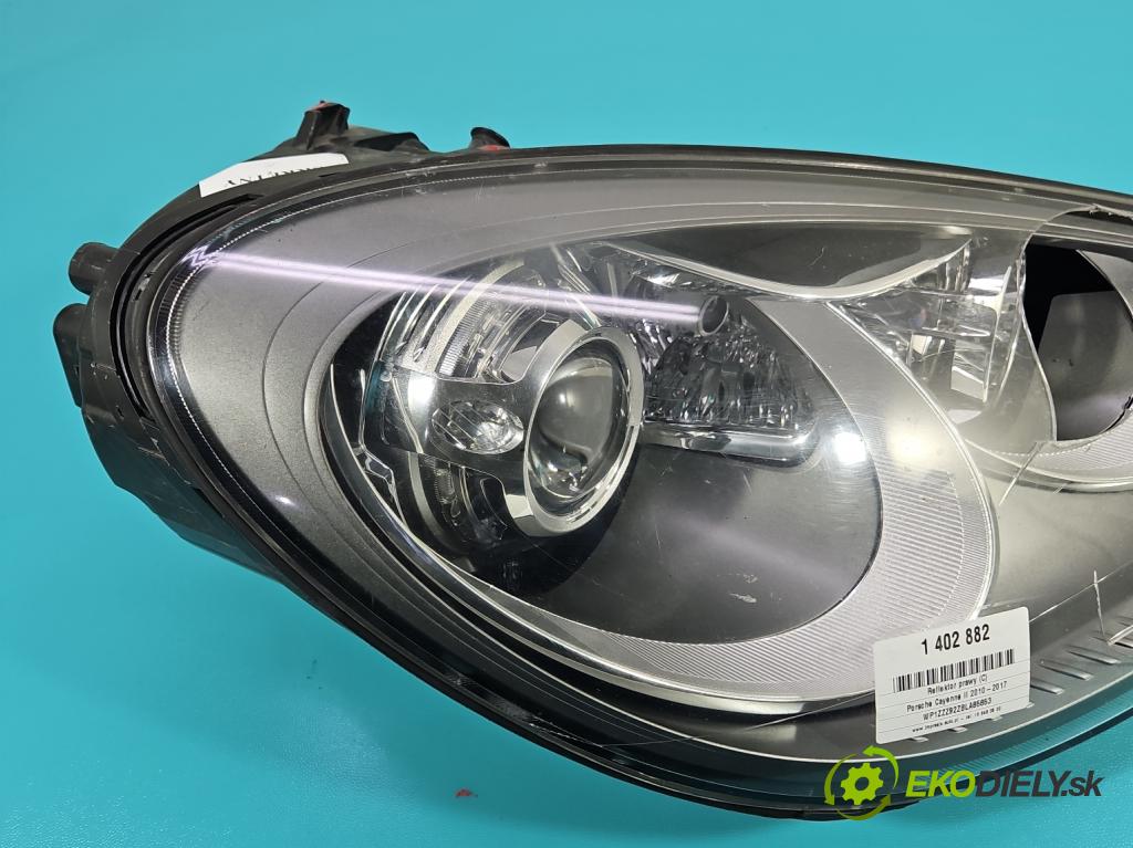 Porsche Cayenne II 2010-2017 4.8 V8 Turbo 500KM automatic 368 kW 4806 cm3 5- Reflektor: pravý 7P5941032Q (Pravé)