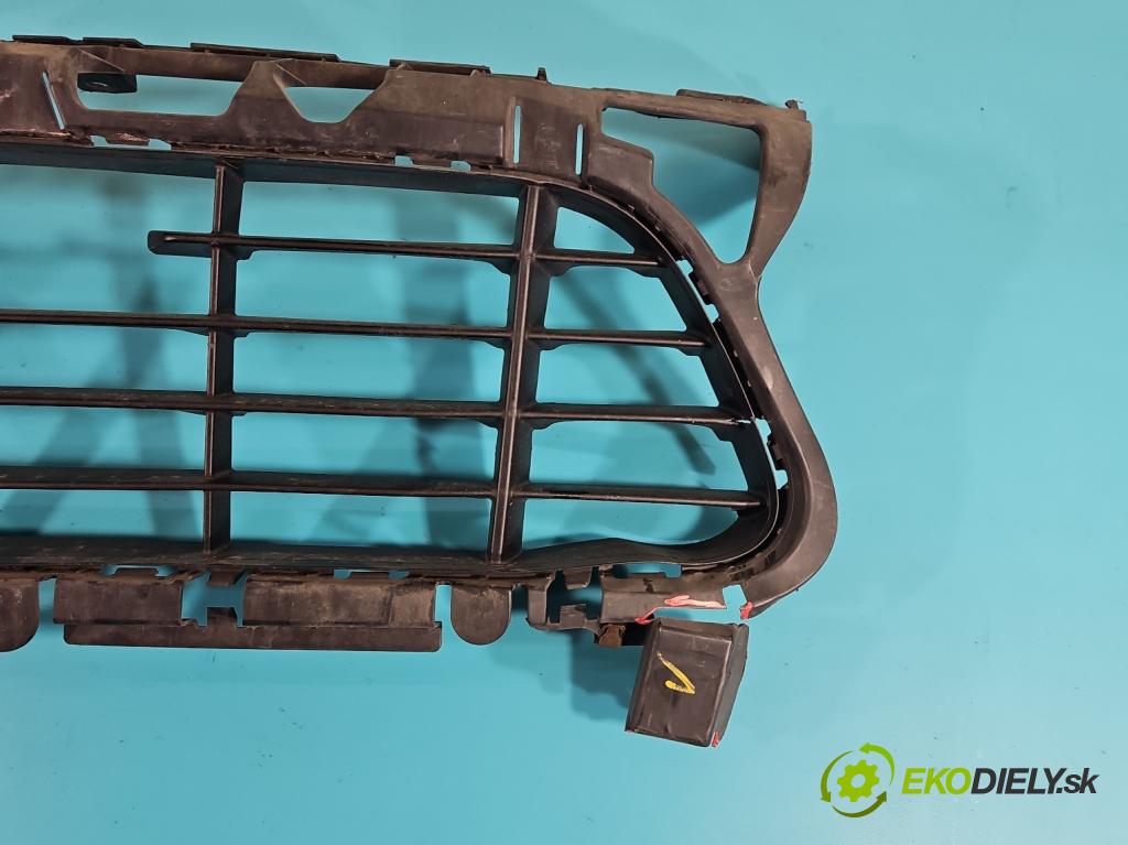 Porsche Cayenne II 2010-2017 4.8 V8 Turbo 500KM automatic 368 kW 4806 cm3 5- blenda mriežka: nárazník stredová 7P5807683C