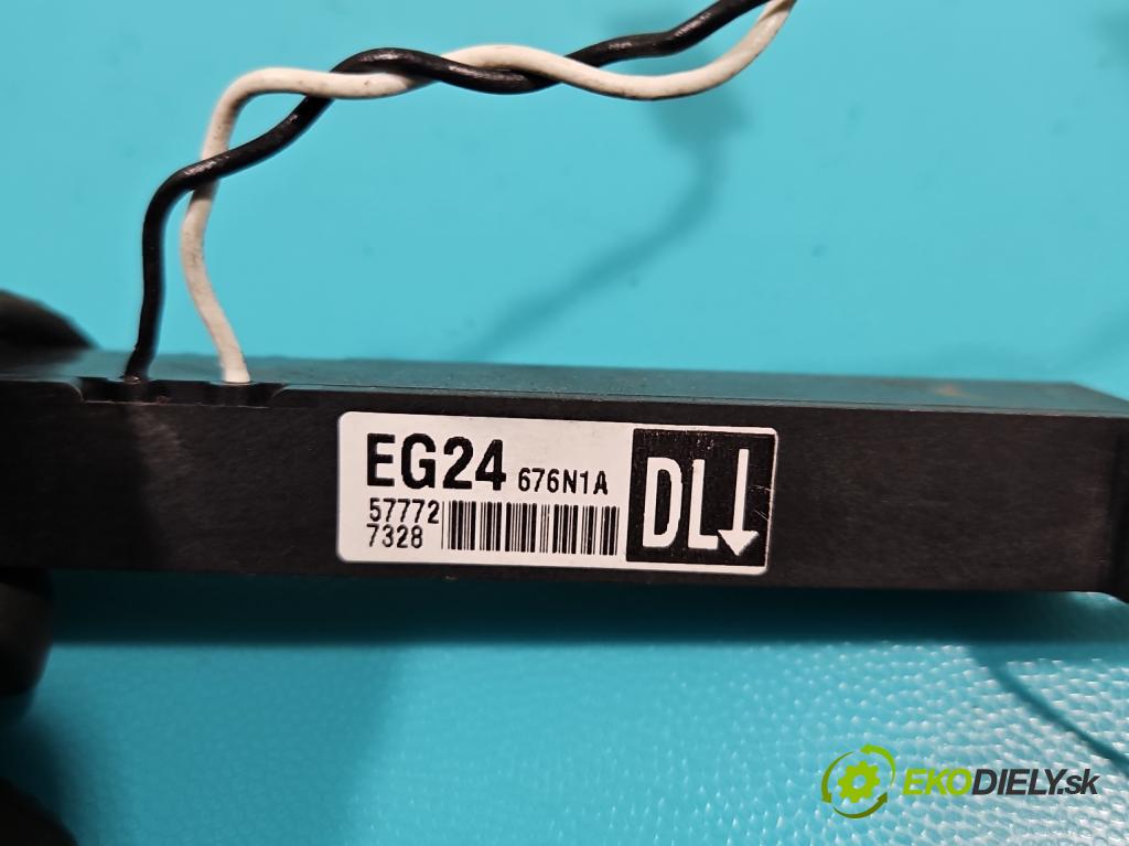 Mazda Cx-7 2.3 T 260 HP manual 191 kW 2261 cm3 5- Antena EG24676N1A