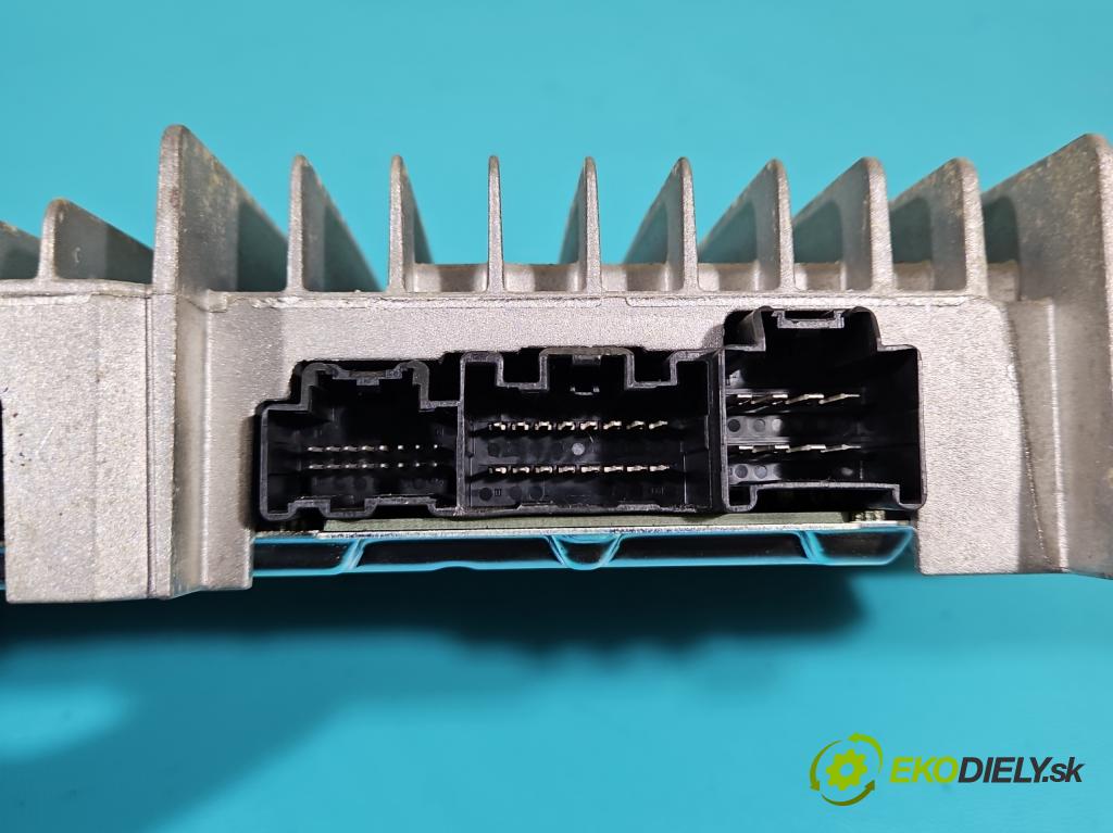 Mazda Cx-7 2.3 T 260 HP manual 191 kW 2261 cm3 5- Zesilovač: EG2366920A (Zosilňovače)