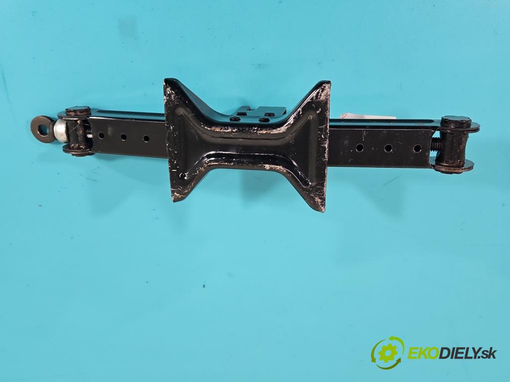 Mazda Cx-7 2.3 T 260 hp manual 191 kW 2261 cm3 5- mechanismus stahování automobilový