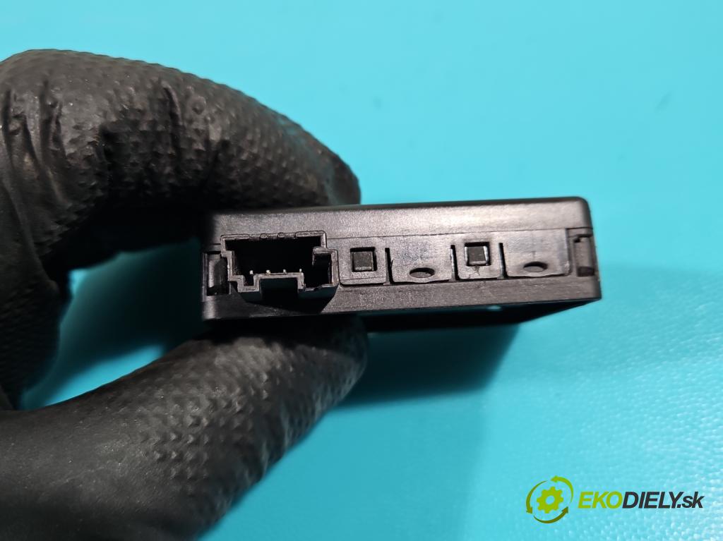 Mazda Cx-7 2.3 T 260 HP manual 191 kW 2261 cm3 5- snímač déšť: BP4K665G0A (Snímače dažďa)