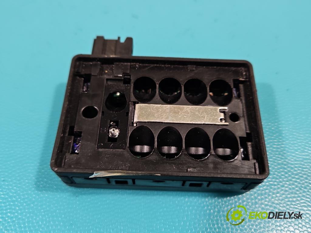 Mazda Cx-7 2.3 T 260 HP manual 191 kW 2261 cm3 5- snímač déšť: BP4K665G0A (Snímače dažďa)