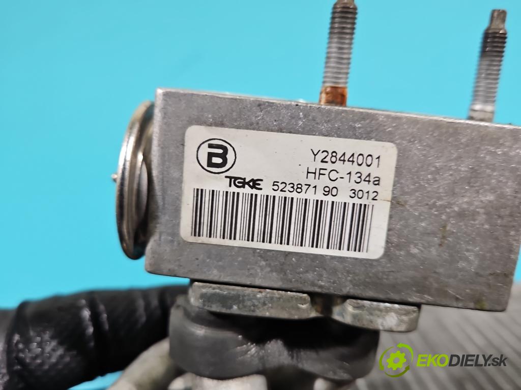 Citroen DS5 2011-2015 1.6 THP 156 hp automatic 115 kW 1598 cm3 5- radiátor S3724006 (Radiátory topení)