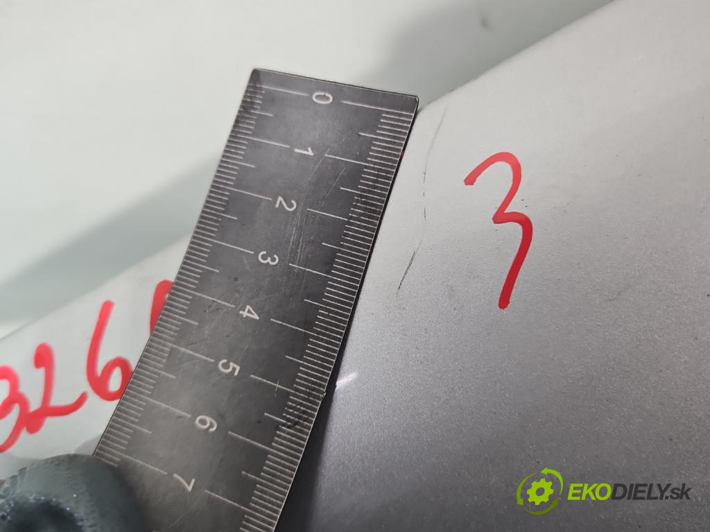 Toyota Yaris I 1999-2005 1.0 vvti 68 hp manual 50 kW 998 cm3 3- blatnik přední levý  (Predné ľavé)