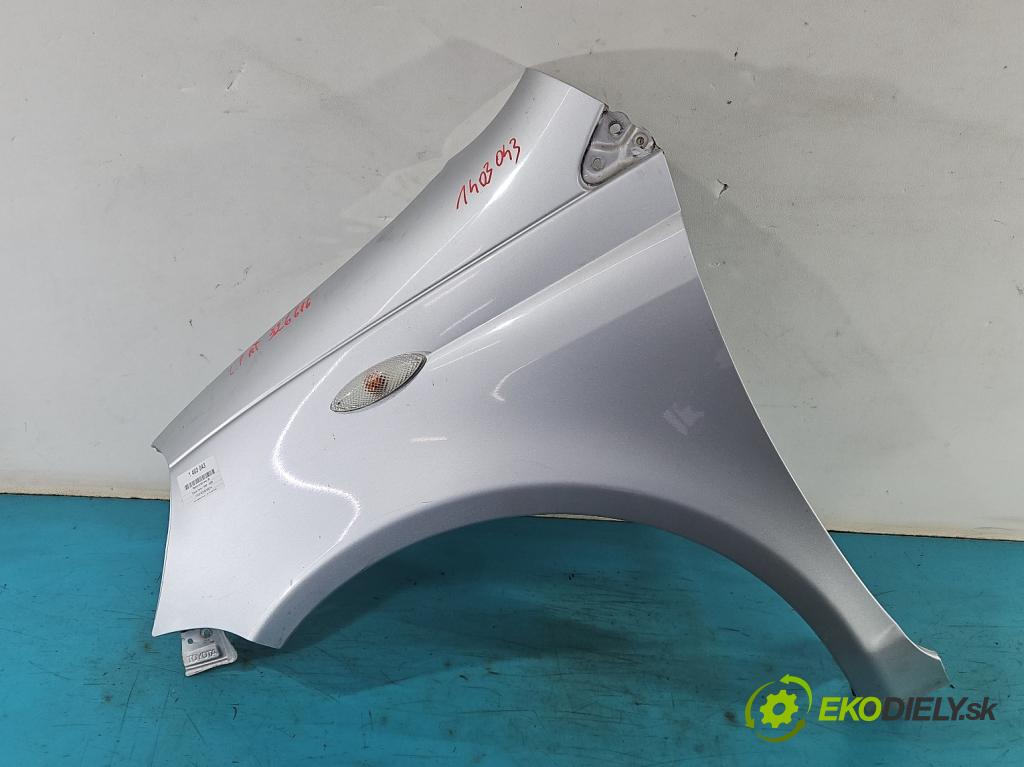 Toyota Yaris I 1999-2005 1.0 vvti 68 hp manual 50 kW 998 cm3 3- blatnik přední levý  (Predné ľavé)