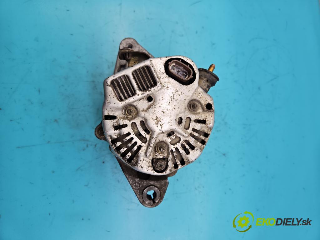 Toyota Yaris I 1999-2005 1.0 vvti 68 HP manual 50 kW 998 cm3 3- Alternator  (Alternátory)