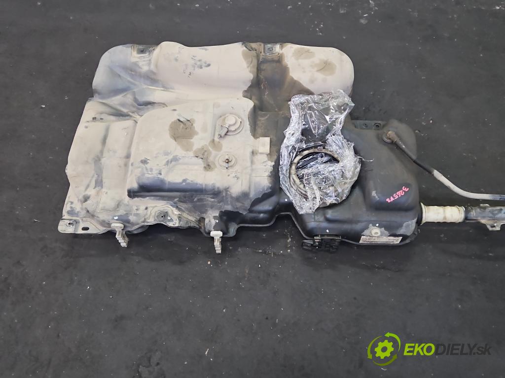 Toyota Proace II 2016- 2.0 D4D 122 HP manual 90 kW 1997 cm3 5- Nádrž: palivo 9811260780 (Nádrže)