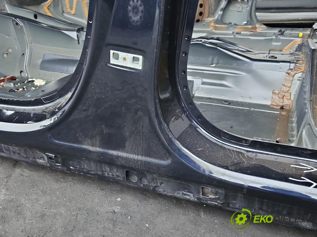 Volvo V90 2016- 2.0 D5 235 hp automatic 173 kW 1969 cm3 5- práh levý  (Ostatní)