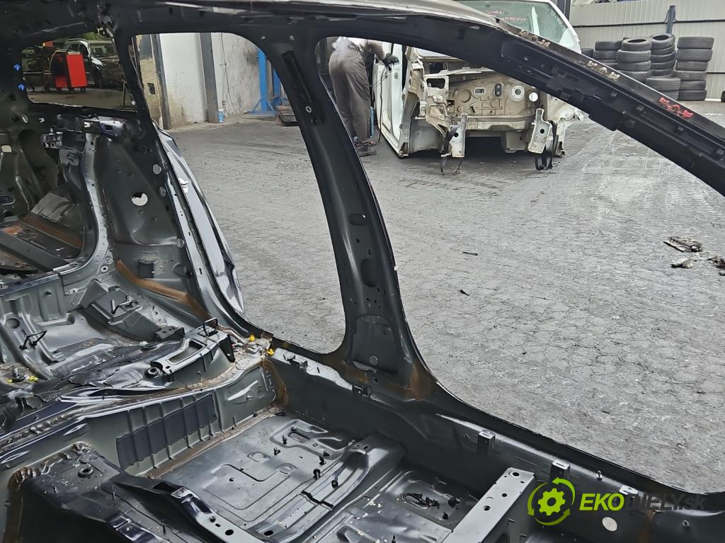 Volvo V90 2016- 2.0 D5 235 hp automatic 173 kW 1969 cm3 5- práh levý  (Ostatní)