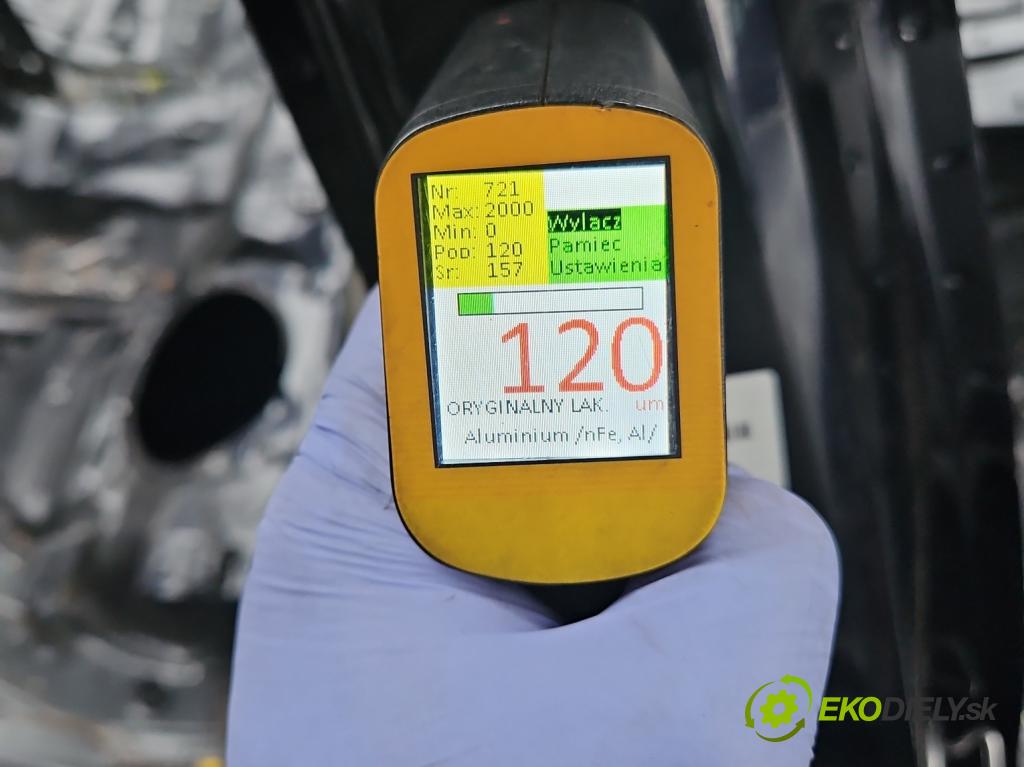 Volvo V90 2016- 2.0 D5 235 HP automatic 173 kW 1969 cm3 5- Práh: pravý  (Ostatné)