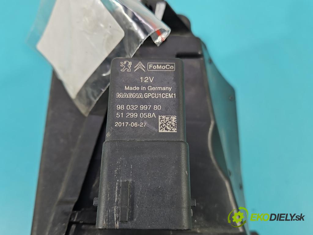 Toyota Proace II 2016- 2.0 D4D 122 hp manual 90 kW 1997 cm3 5- skříňka pojistková 9678633380 (Pojistkové skříňky)