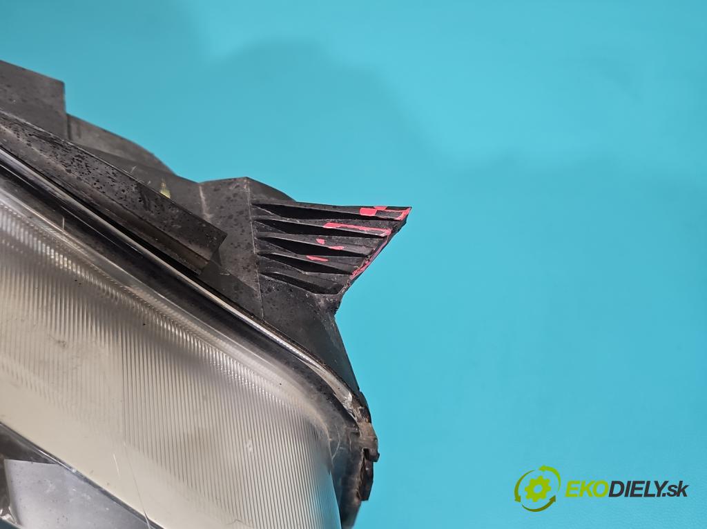 Toyota Proace II 2016- 2.0 D4D 122 HP manual 90 kW 1997 cm3 5- Reflektor: pravý 9808581180 (Pravé)