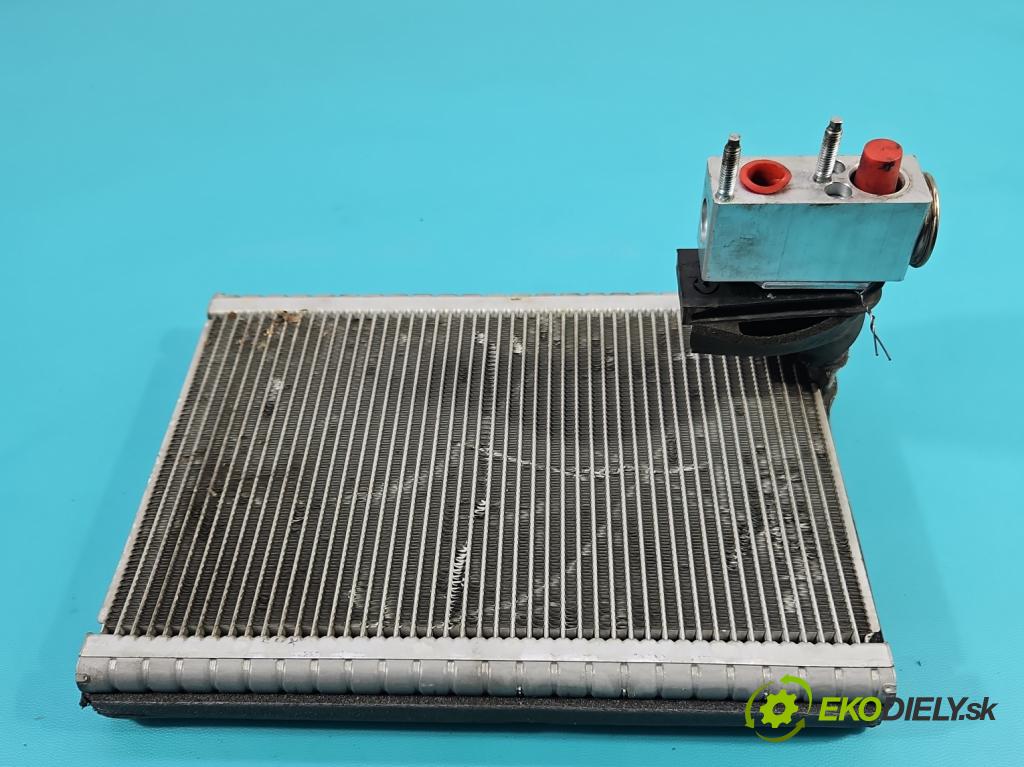 Toyota Proace II 2016- 2.0 D4D 122 hp manual 90 kW 1997 cm3 5- radiátor  (Radiátory topení)