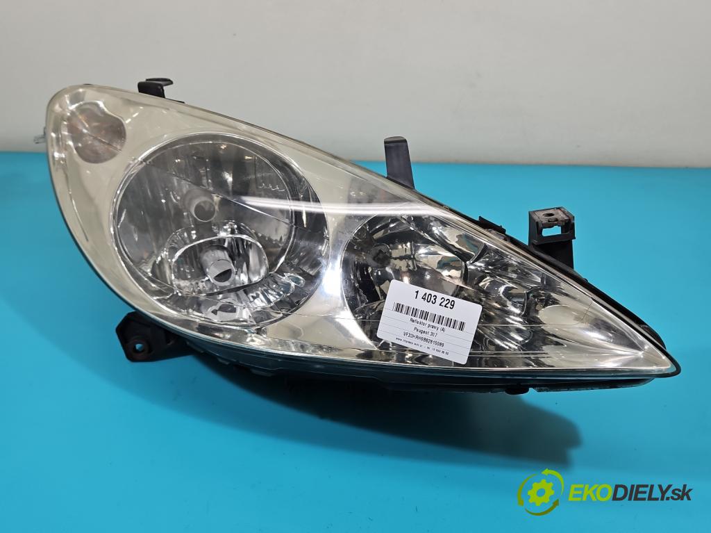 Peugeot 307 2.0 hdi 107 HP manual 79 kW 1997 cm3 5- Reflektor: pravý 9641615680 (Pravé)