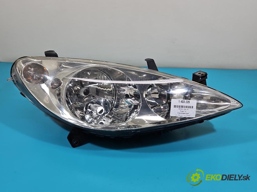 Peugeot 307 2.0 hdi 107 HP manual 79 kW 1997 cm3 5- Reflektor: pravý 9641615680 (Pravé)