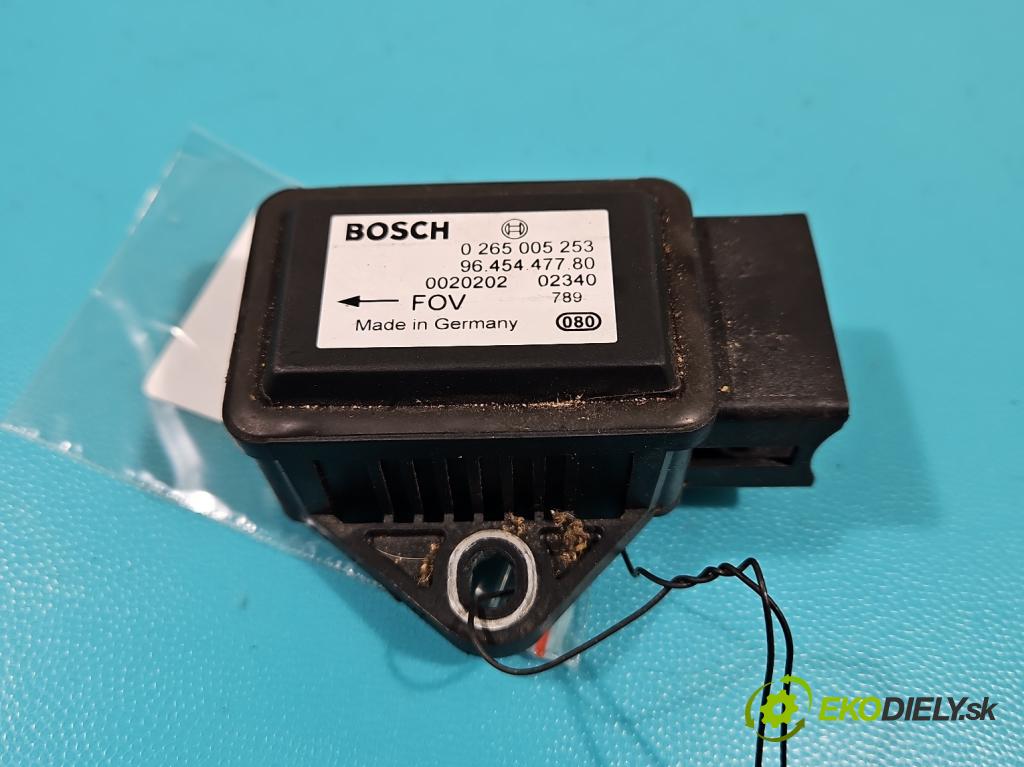 Peugeot 307 2.0 hdi 107 HP manual 79 kW 1997 cm3 5- snímač ESP 0265005253