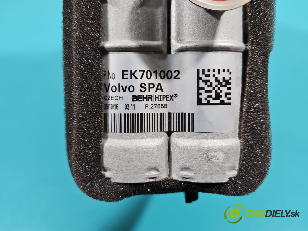 Volvo V90 2016- 2.0 D5 235 hp automatic 173 kW 1969 cm3 5- radiátor EK701002 (Radiátory topení)