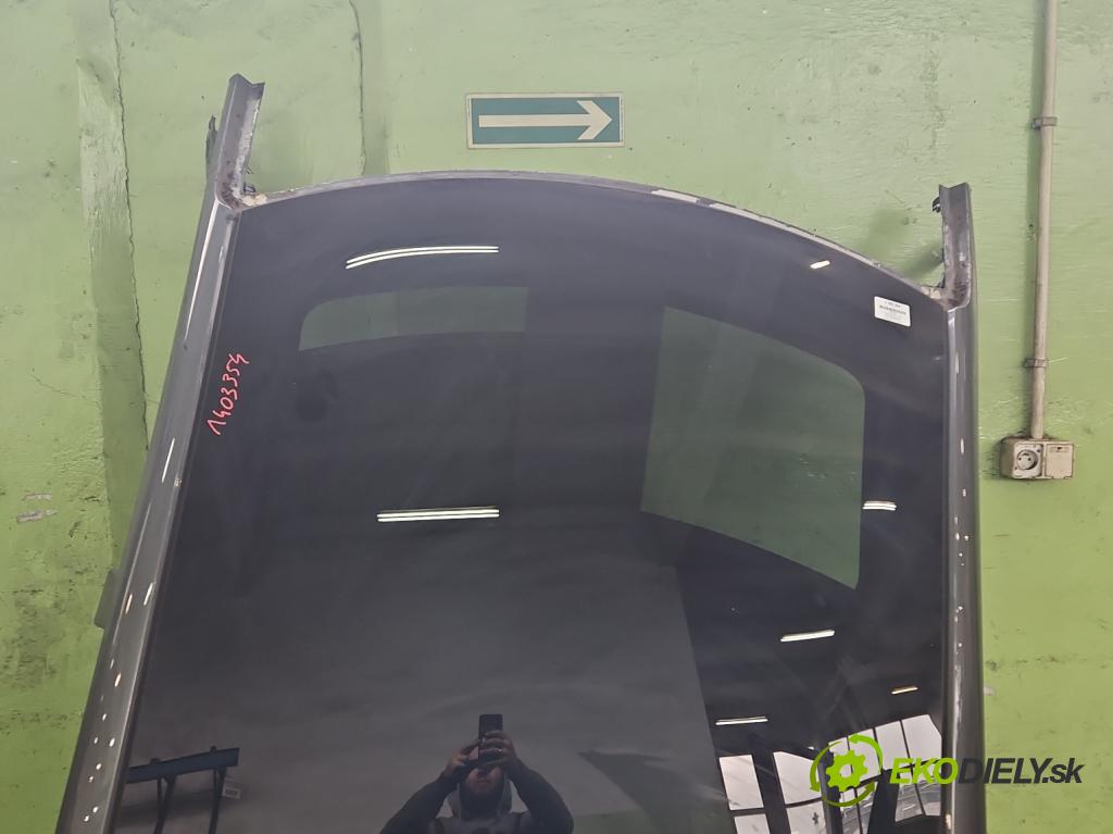 Citroen DS5 2011-2015 1.6 THP 156 hp automatic 115 kW 1598 cm3 5- Strecha: