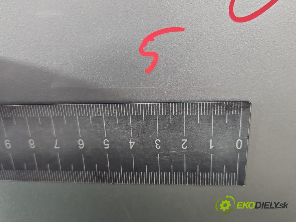 Audi A6 C5 1997-2004 2.4 V6 165 HP automatic 121 kW 2393 cm3 5- kapota predná