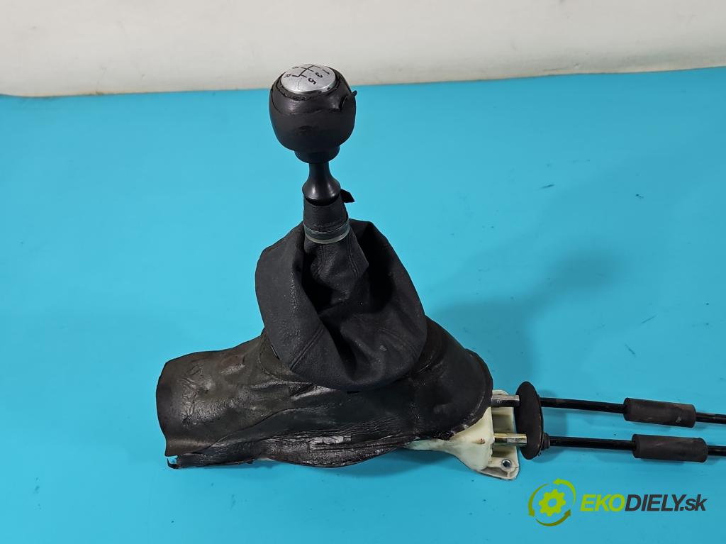 Alfa romeo 147 1.9 jtd 116 HP manual 85 kW 1910 cm3 5- Páka: Změny: stupeň,rýchlosť 7353088490 (Rýchlostná páka (kulisa))