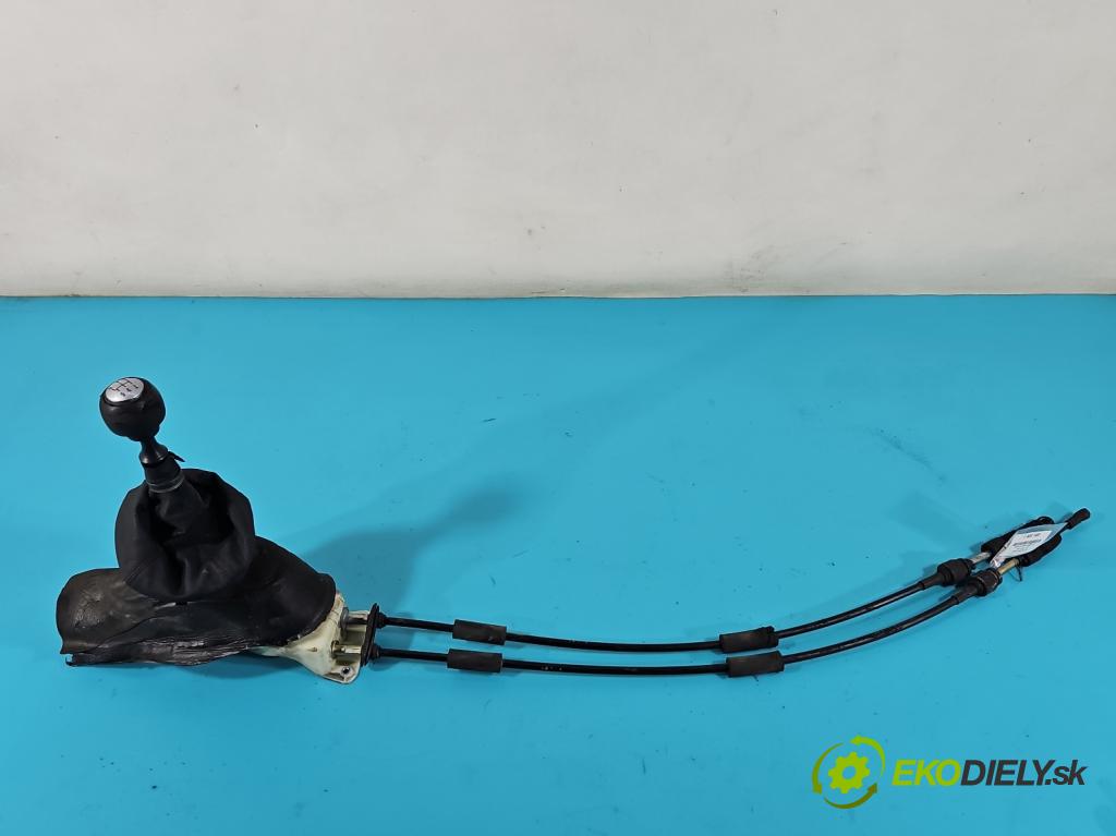 Alfa romeo 147 1.9 jtd 116 HP manual 85 kW 1910 cm3 5- Páka: Změny: stupeň,rýchlosť 7353088490 (Rýchlostná páka (kulisa))