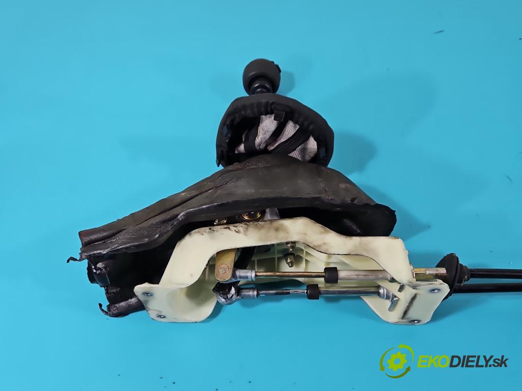 Alfa romeo 147 1.9 jtd 116 HP manual 85 kW 1910 cm3 5- Páka: Změny: stupeň,rýchlosť 7353088490 (Rýchlostná páka (kulisa))