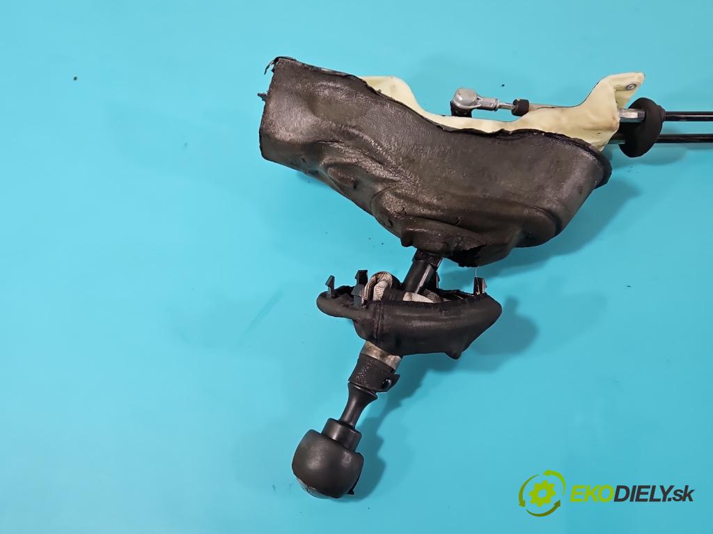 Alfa romeo 147 1.9 jtd 116 HP manual 85 kW 1910 cm3 5- Páka: Změny: stupeň,rýchlosť 7353088490 (Rýchlostná páka (kulisa))