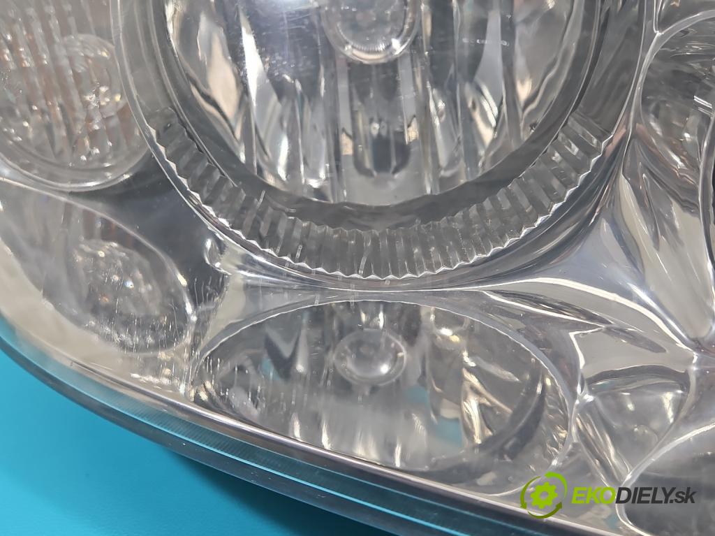 Nissan Primera P12 2001-2007 1.8 16V 116 HP manual 85 kW 1769 cm3 5- Reflektor: pravý (Pravé)