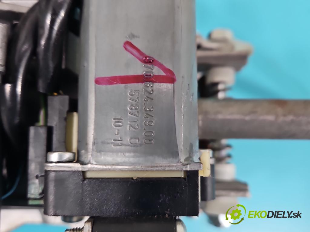 Porsche Cayenne II 2010-2017 4.8 V8 Turbo 500KM automatic 368 kW 4806 cm3 5- Stĺpik volant 7P5419501BT (Tyč riadenia (volantu))