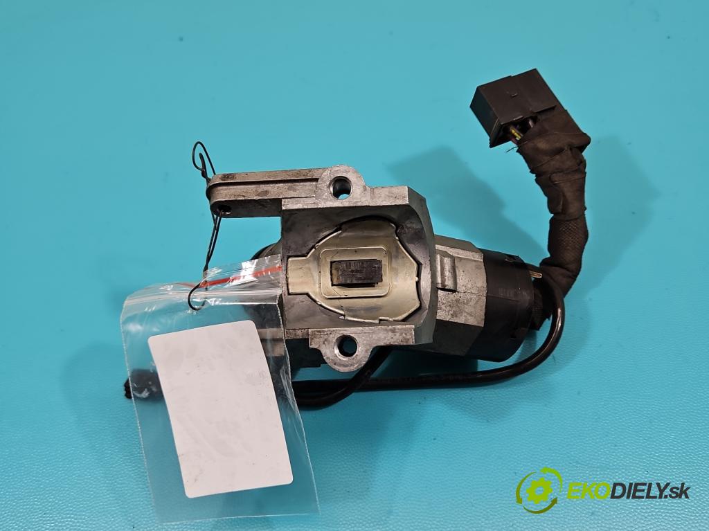 Mercedes Vito W638 1996-2003 2.2 cdi 82 HP manual 60 kW 2151 cm3 5- Spínačka  (Spínacie skrinky a kľúče)