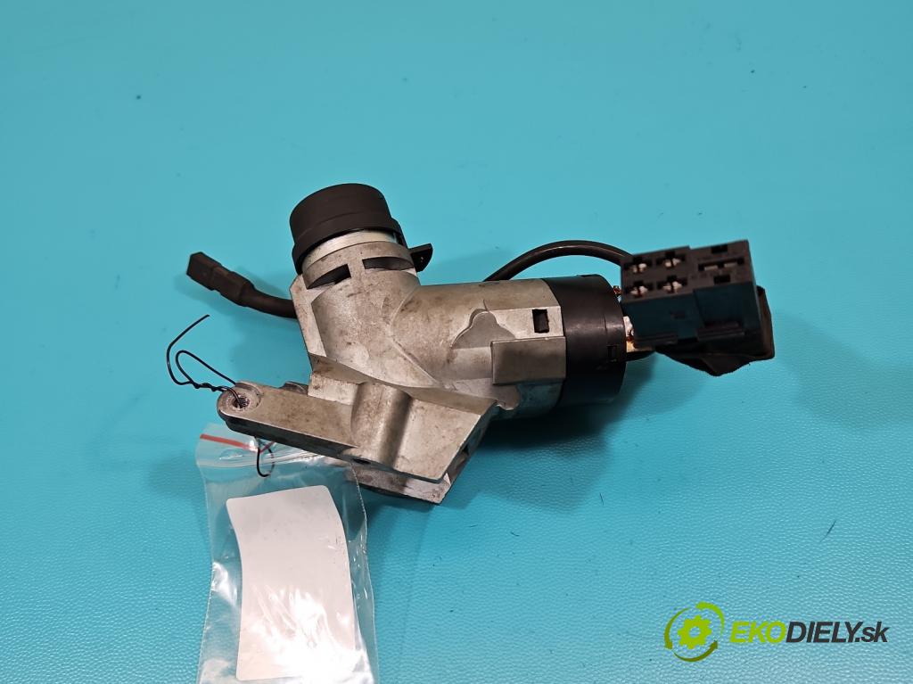 Mercedes Vito W638 1996-2003 2.2 cdi 82 HP manual 60 kW 2151 cm3 5- Spínačka  (Spínacie skrinky a kľúče)