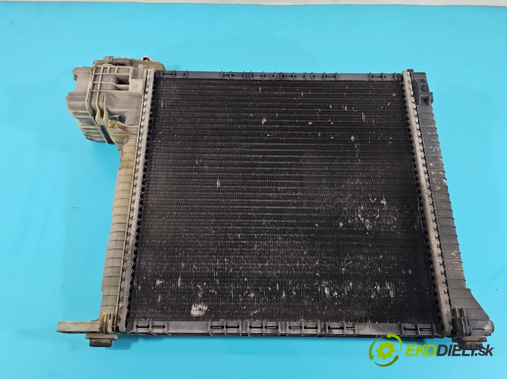 Mercedes Vito W638 1996-2003 2.2 cdi 82 hp manual 60 kW 2151 cm3 5- Chladič vody  (Chladiče vody)