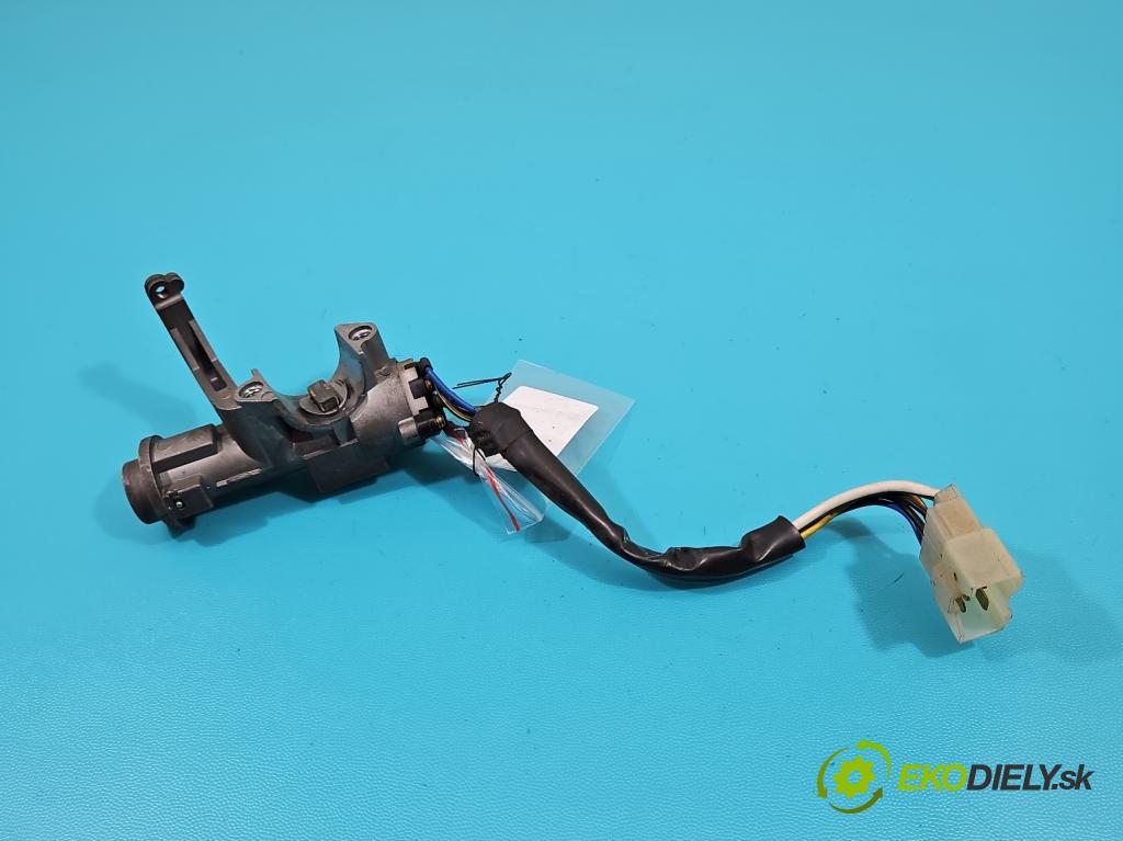 Daewoo Tico 0.8 41 HP manual 30 kW 796 cm3 5- Spínačka  (Spínacie skrinky a kľúče)